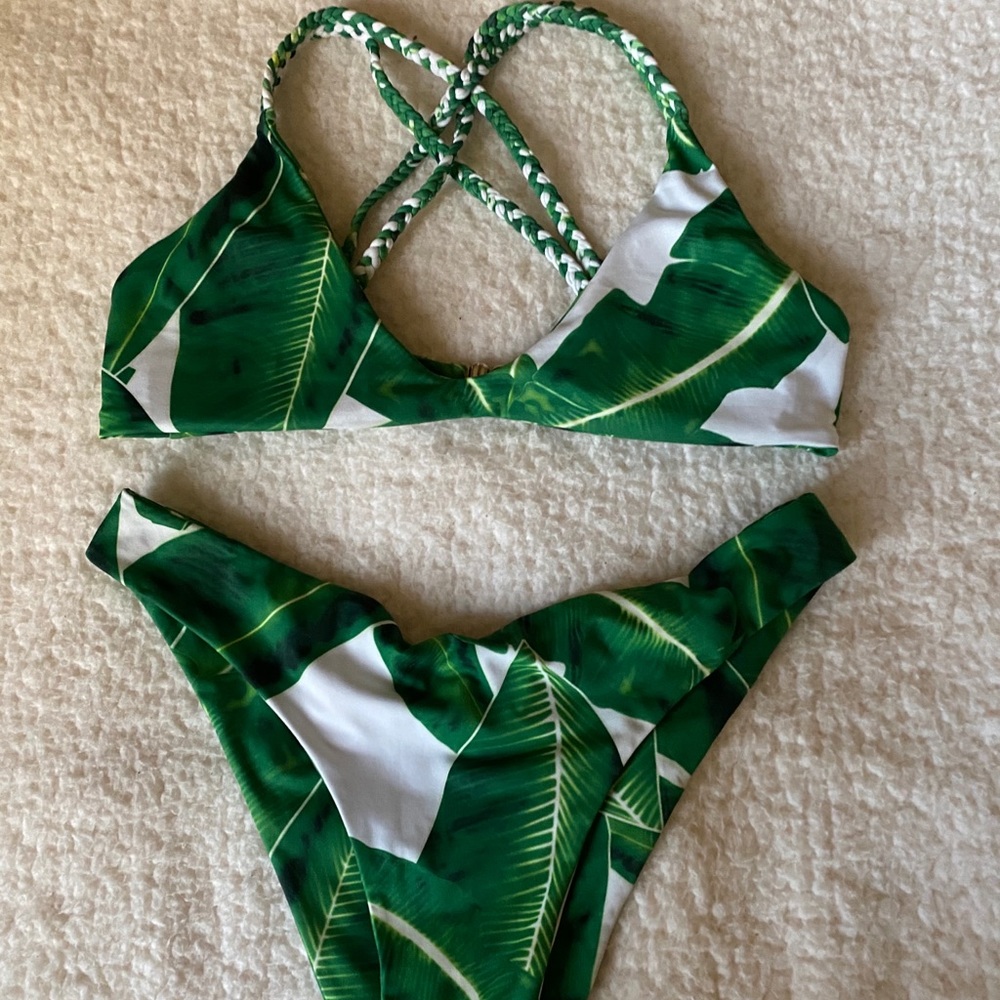 Leaf bikini